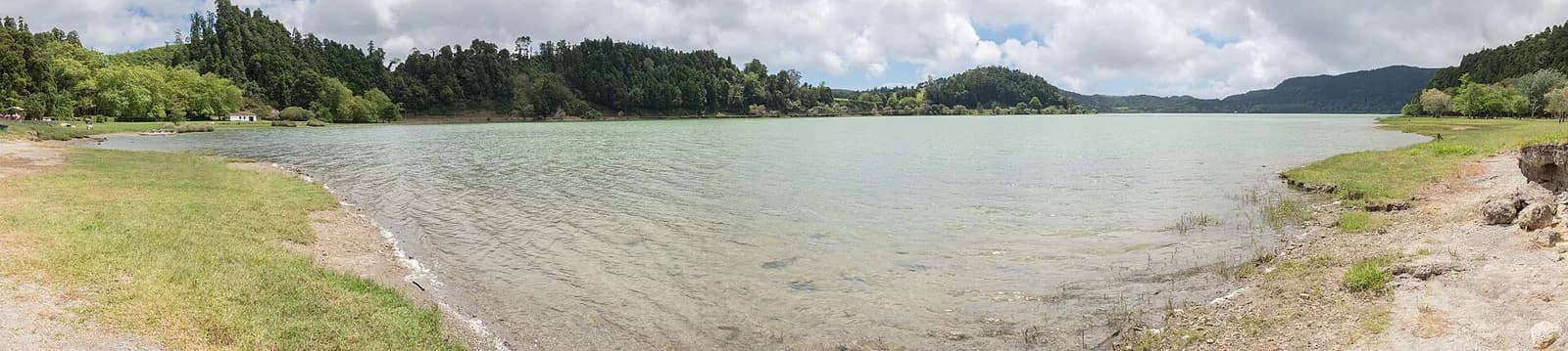 Lote com acesso ao lago de Furnas – foto 2 de 3