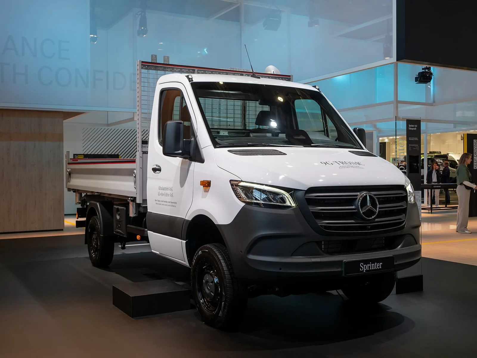 Van Sprinter 16 lugares 2018 – foto 2 de 3