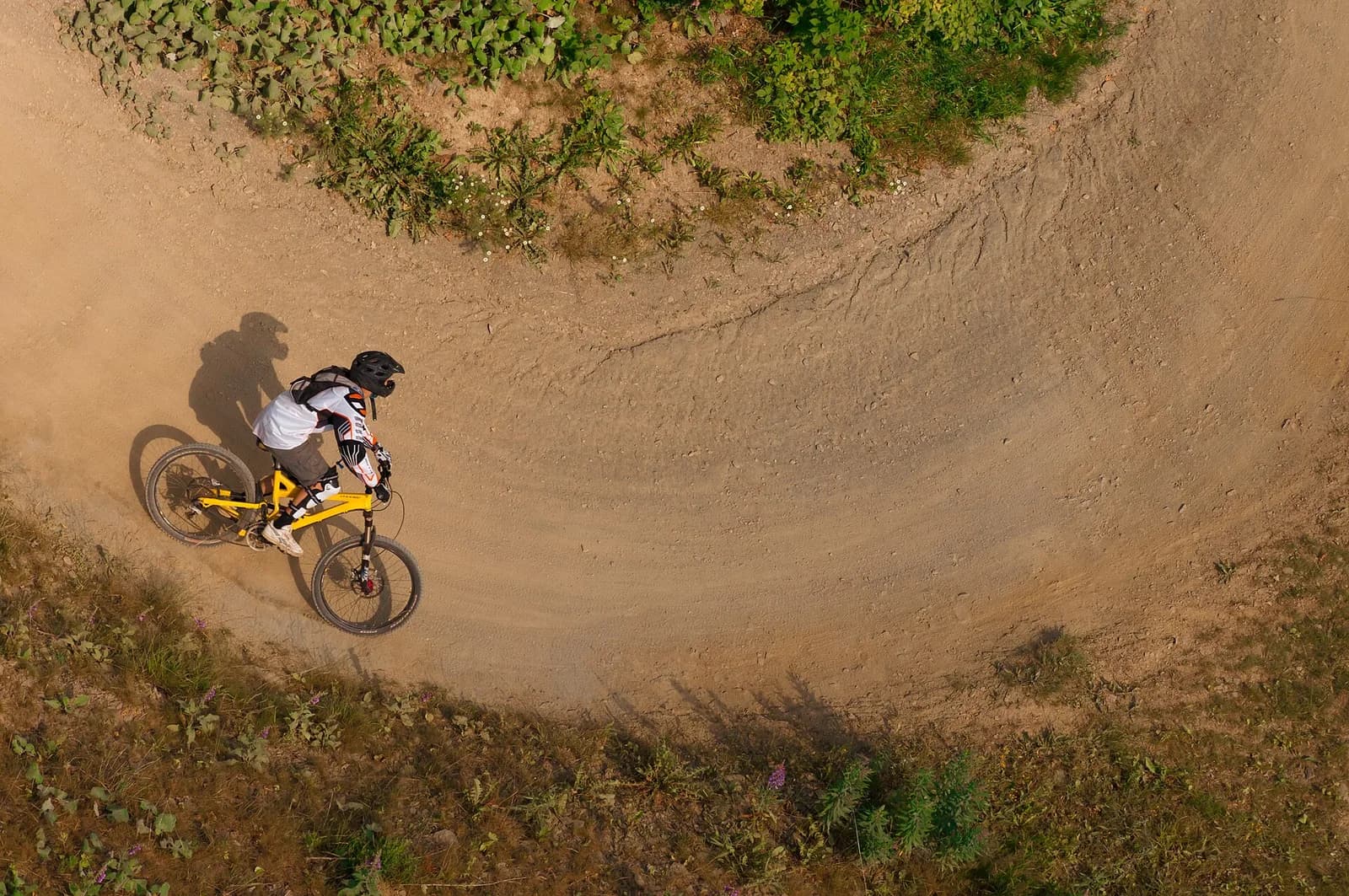 Bicicleta MTB aro 29 Shimano Deore – foto 3 de 3